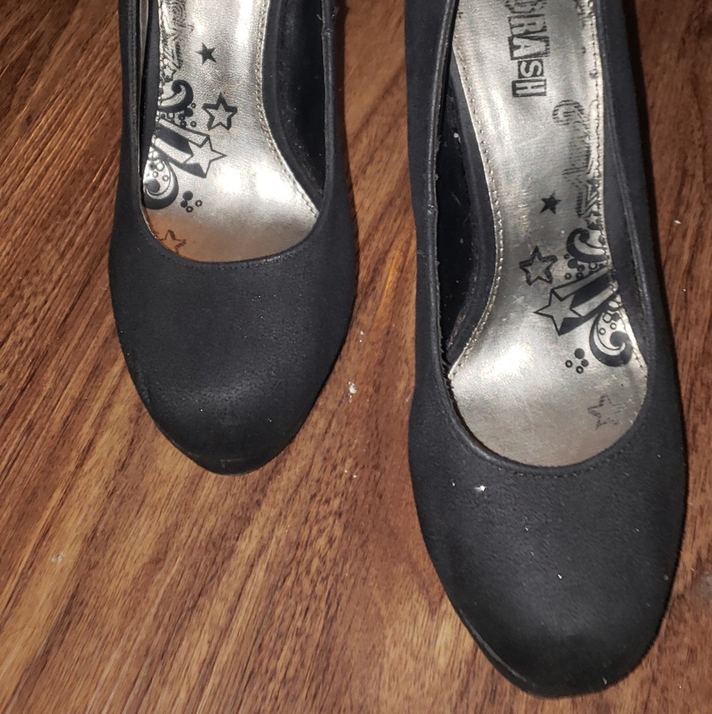 Suede heels - Picture 2 of 3